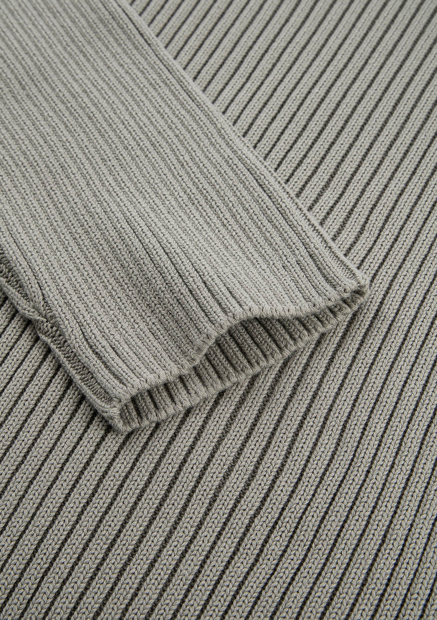 JAXA Cotton Rib Turtleneck Su41 - Image 16