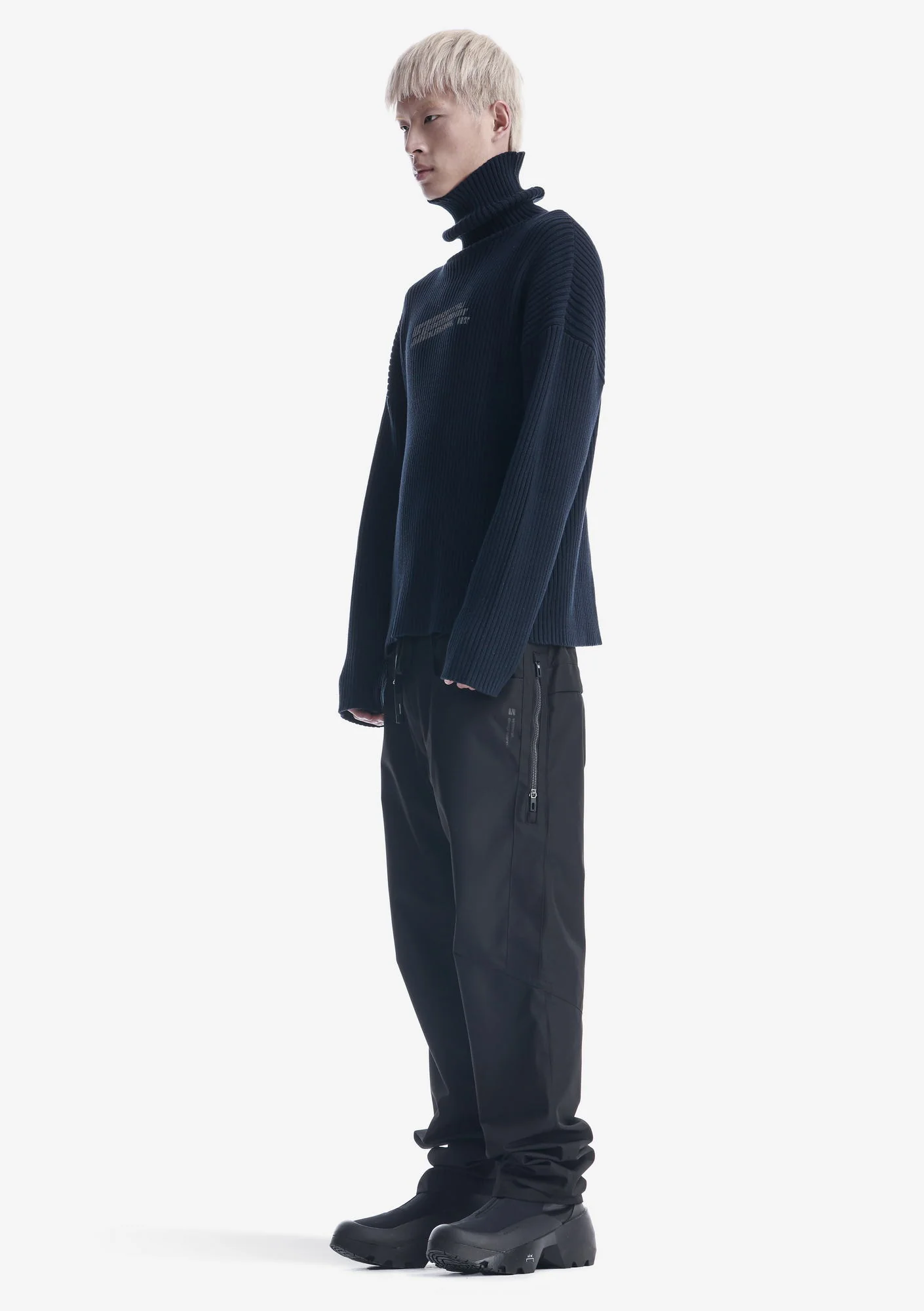 JAXA Cotton Rib Turtleneck Su41 - Image 27