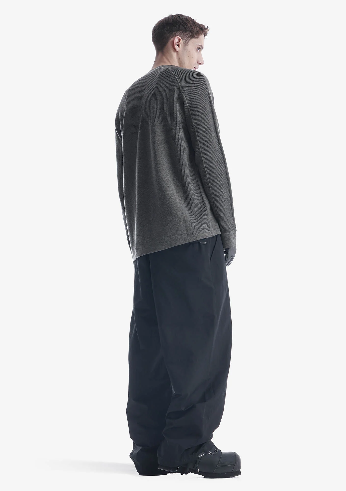 HASSIUM Crewneck Sweater Sm39 - Image 17