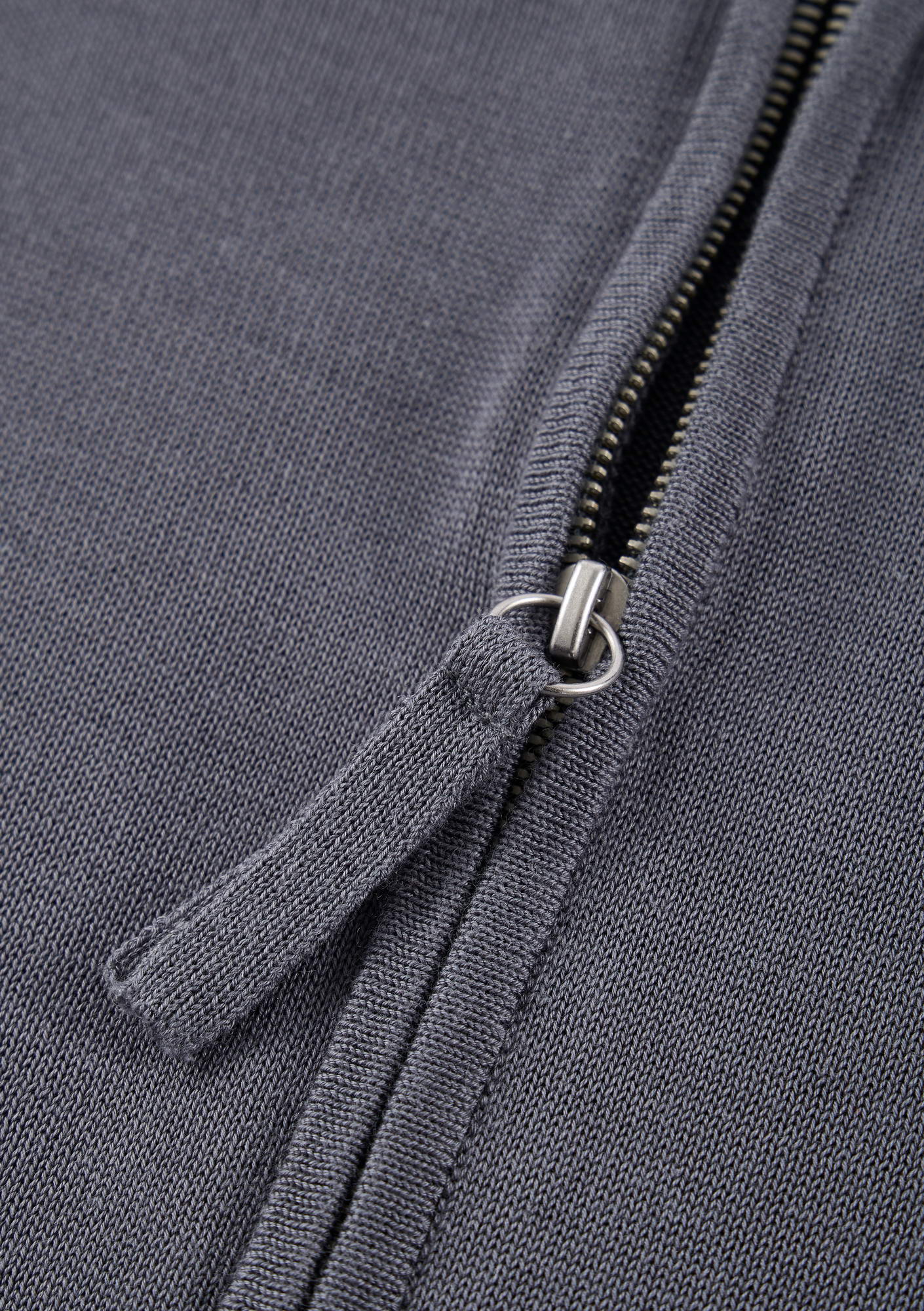THETA Half-Zippered Polo Shirt Sw45 - Image 10
