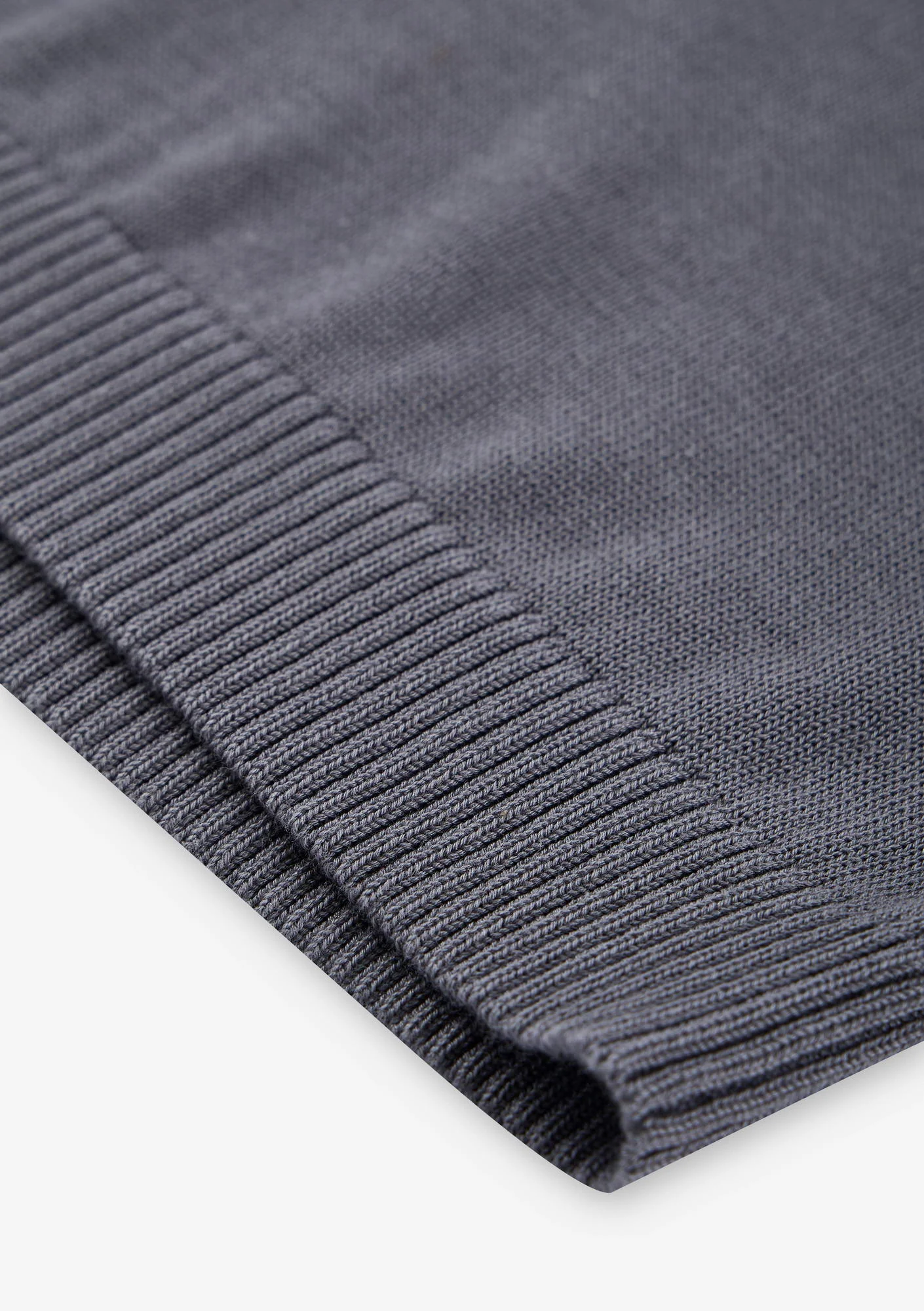 THETA Half-Zippered Polo Shirt Sw45 - Image 12