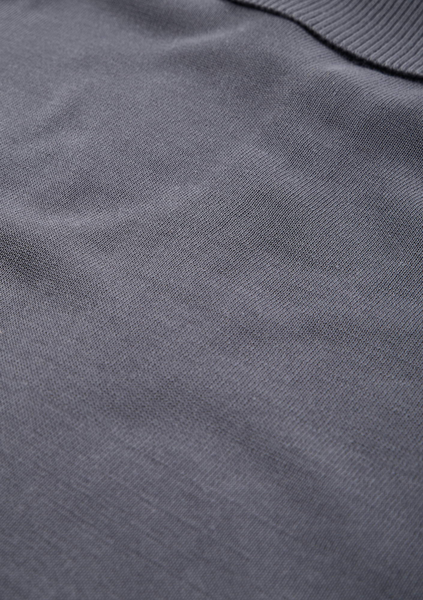 THETA Half-Zippered Polo Shirt Sw45 - Image 13