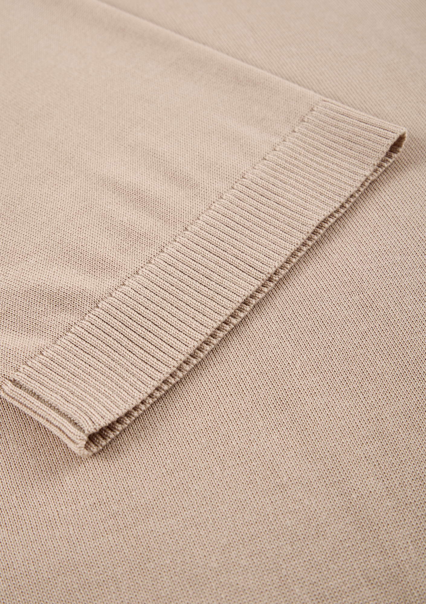 THETA Half-Zippered Polo Shirt Sw45 - Image 36
