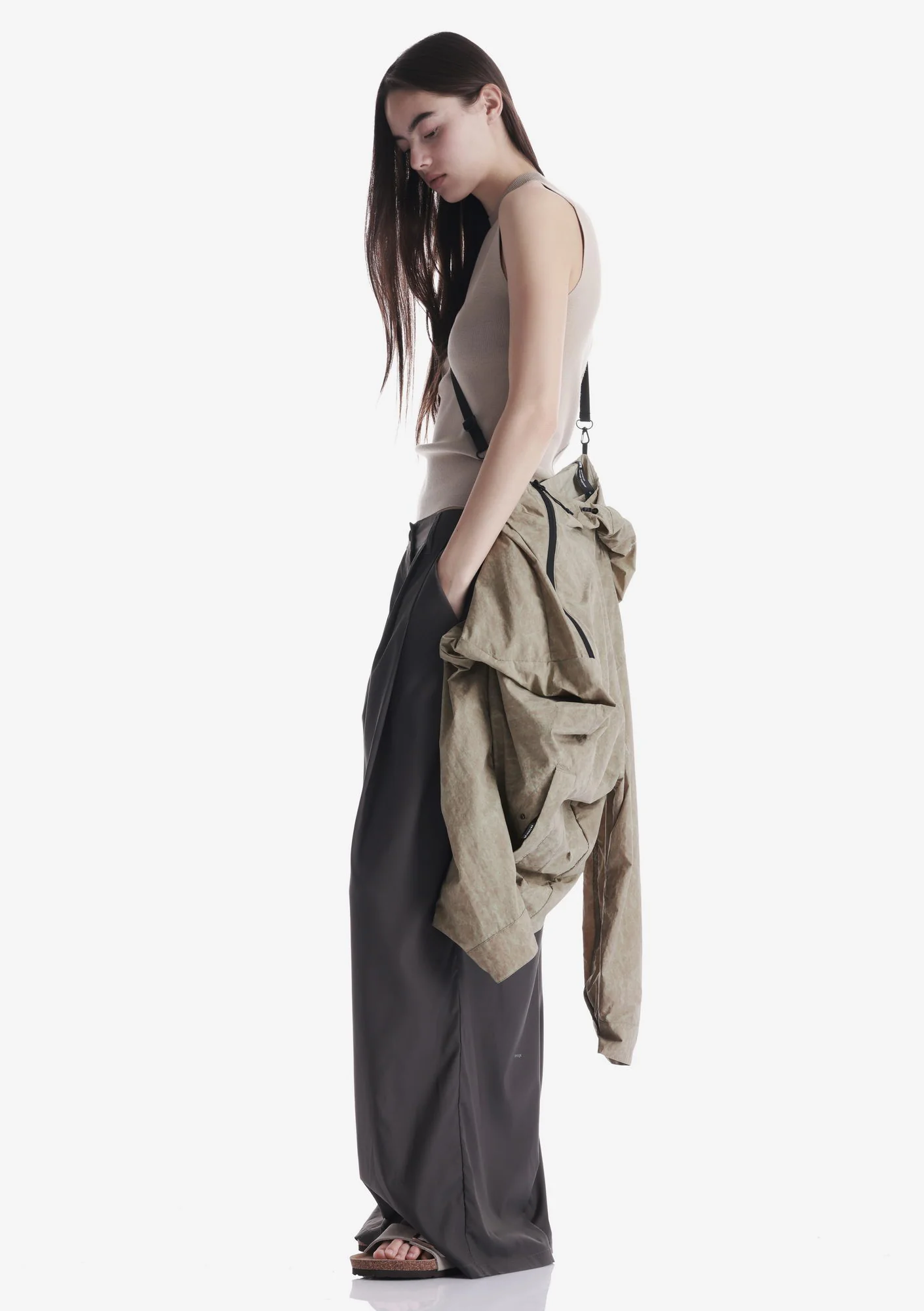 AERON Lightweight Anorak Nu82 - Image 58