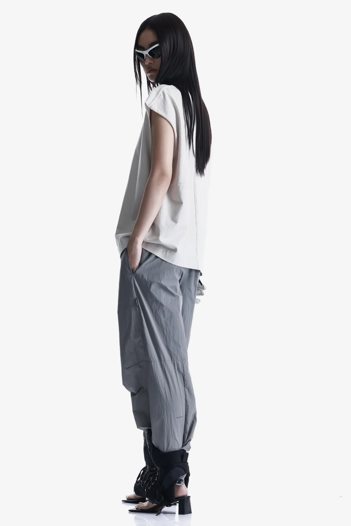 KHURU Sleeveless T-Shirt  Tw143 - Image 17