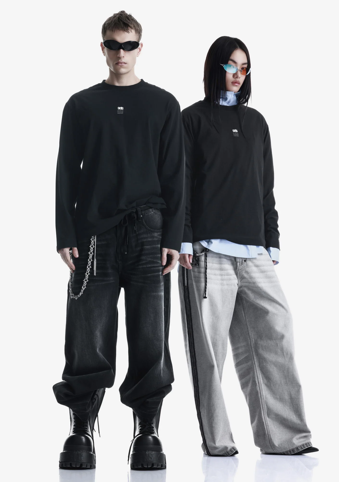 Tonal Logo Longsleeve T-Shirt Tu125
